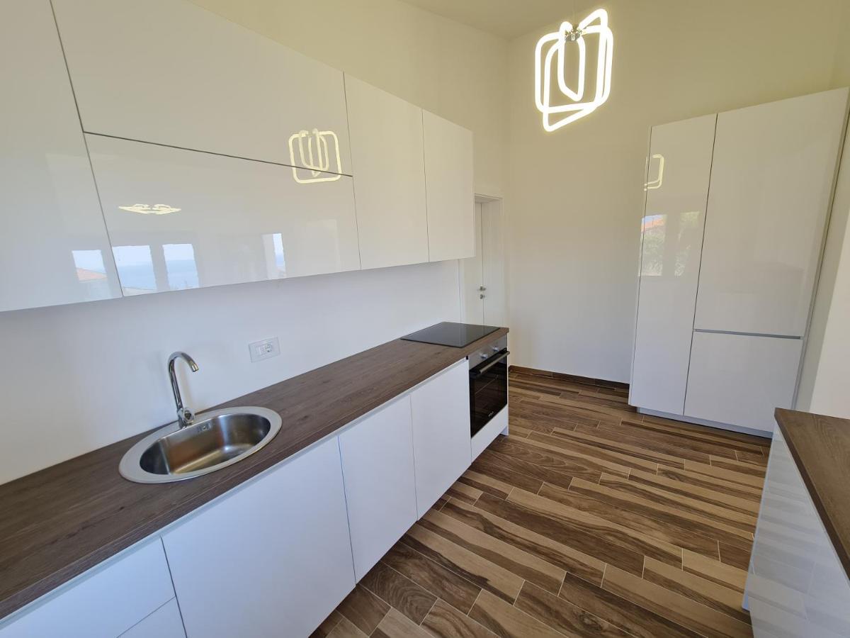 Luxury Penthouse With Panoramic View Lejlighed Ulcinj Eksteriør billede
